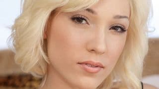 Lily LaBeau