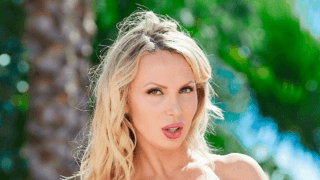 Nikki Benz